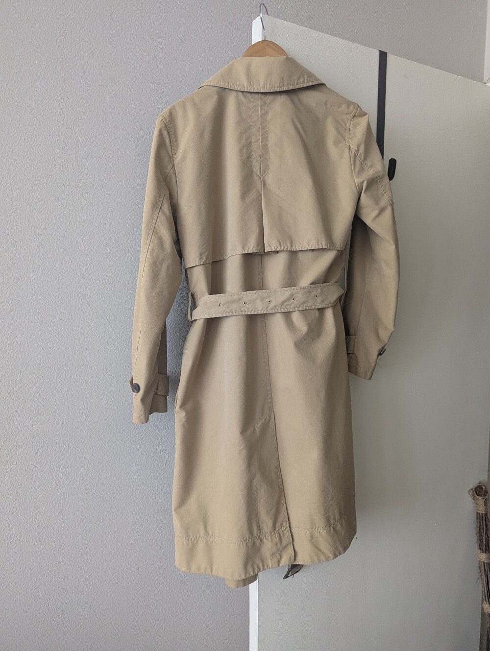 GAP Beige Double-Breasted Trench Coat with Belt - Picture 4 of 9